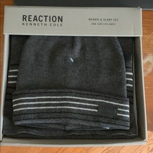 Kenneth Cole Reaction Scarf & Beanie gift set.